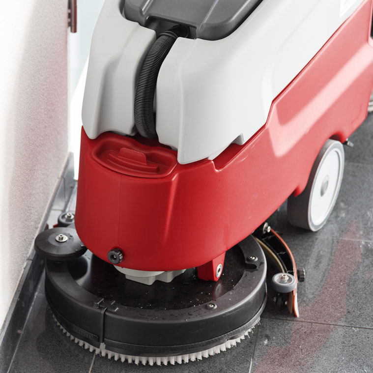 Scheuersaumaschine Camira 24 Volt batteriebetrieben 35 Liter Tank